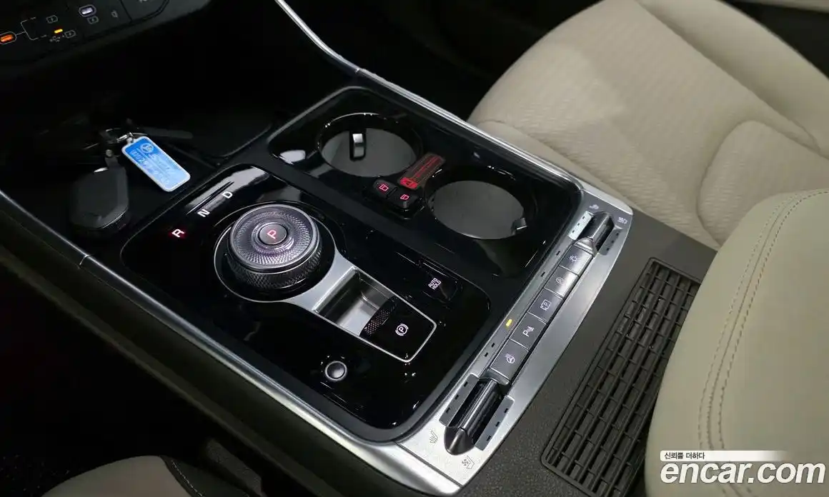 Kia Canival 2025 2.2 Автомат в Москве № 1172555, фото 9