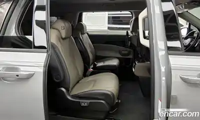 Kia Canival 2024 3.5 Автомат в Москве № 1172604, миниатюра 12