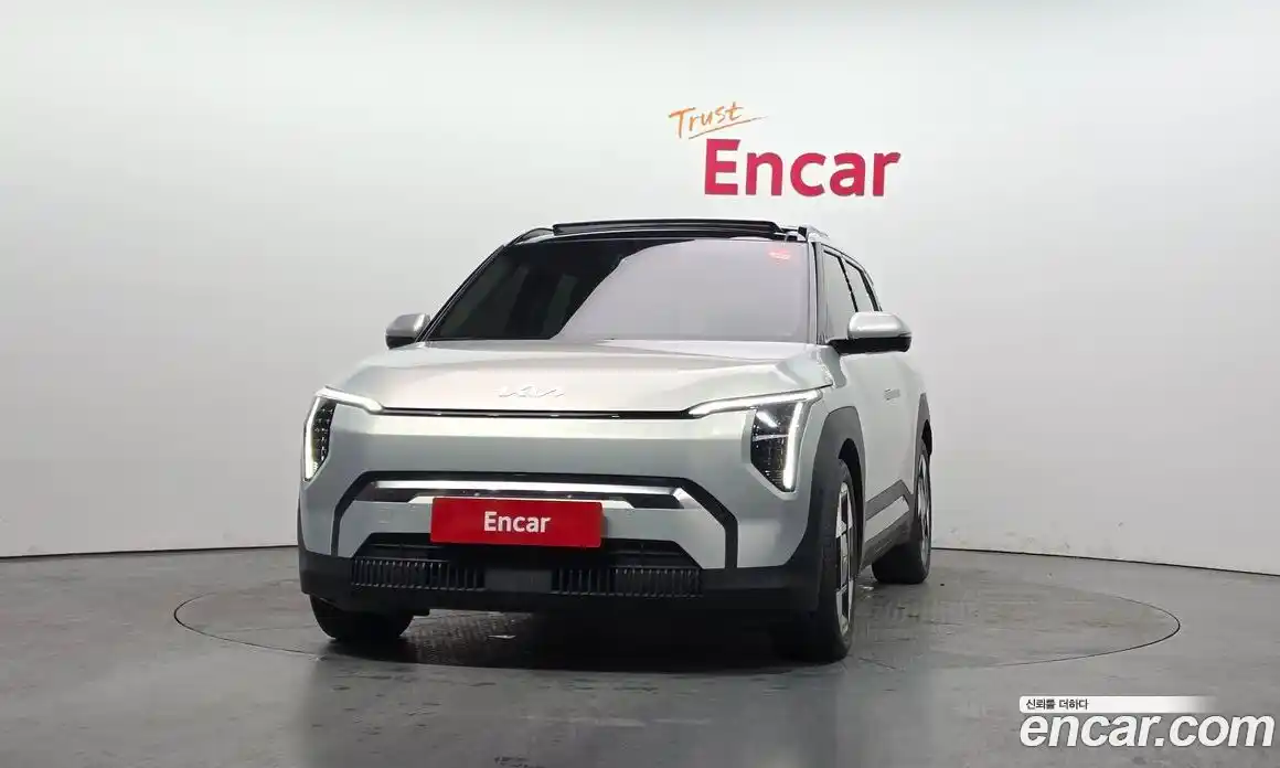 Kia EV3 2024 0.2 Автомат в Москве № 1172610, фото 3