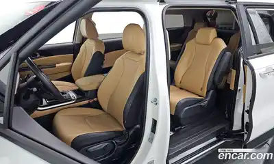 Kia Canival 2023 2.2 Автомат в Москве № 1172660, миниатюра 12