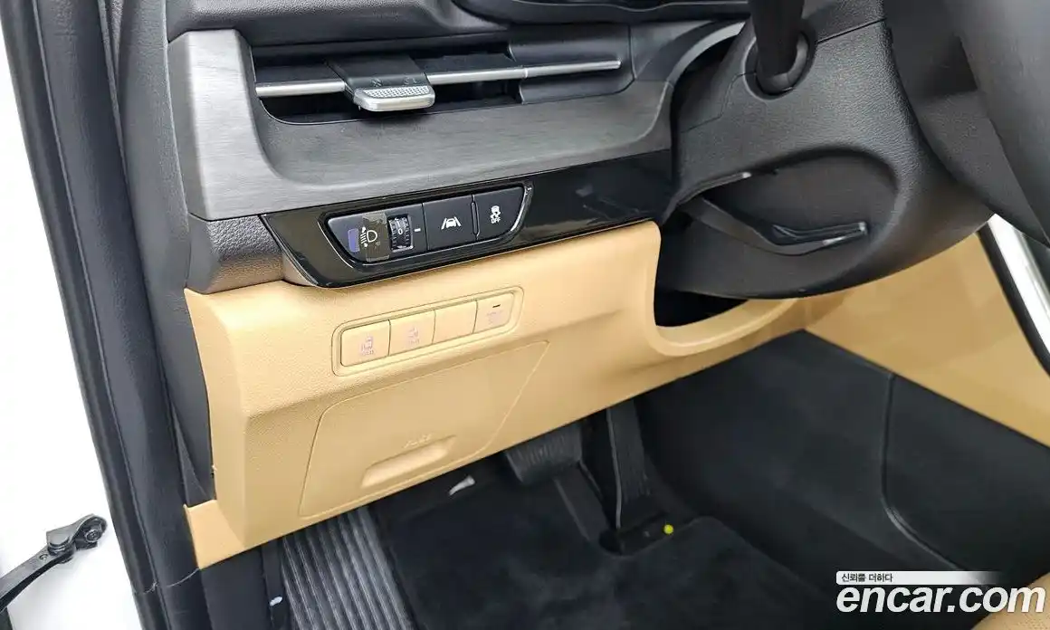 Kia Canival 2023 2.2 Автомат в Москве № 1172660, фото 13