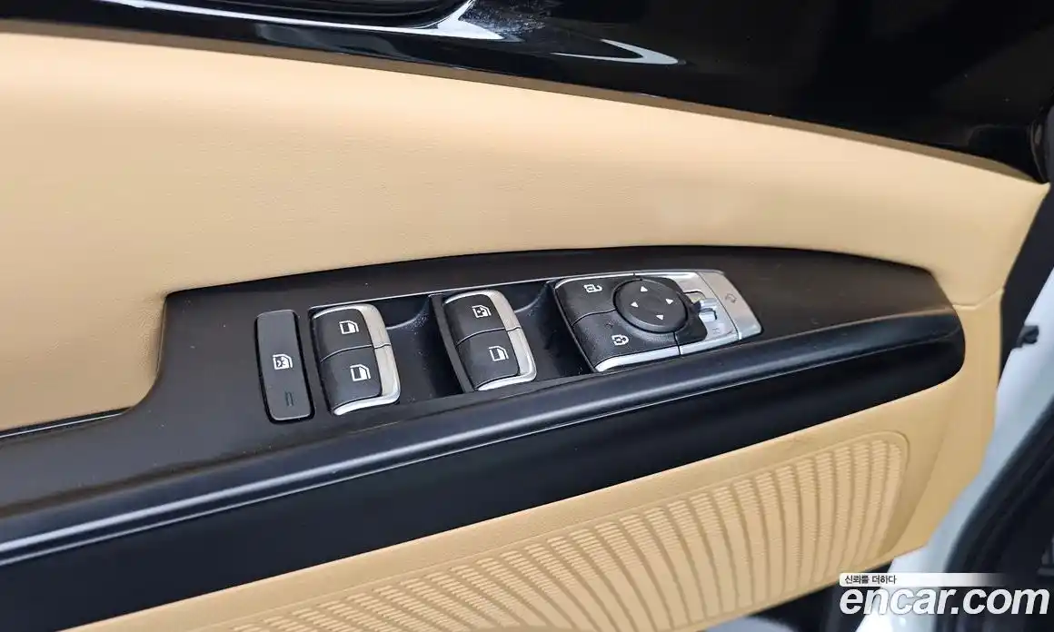 Kia Canival 2023 2.2 Автомат в Москве № 1172660, фото 17