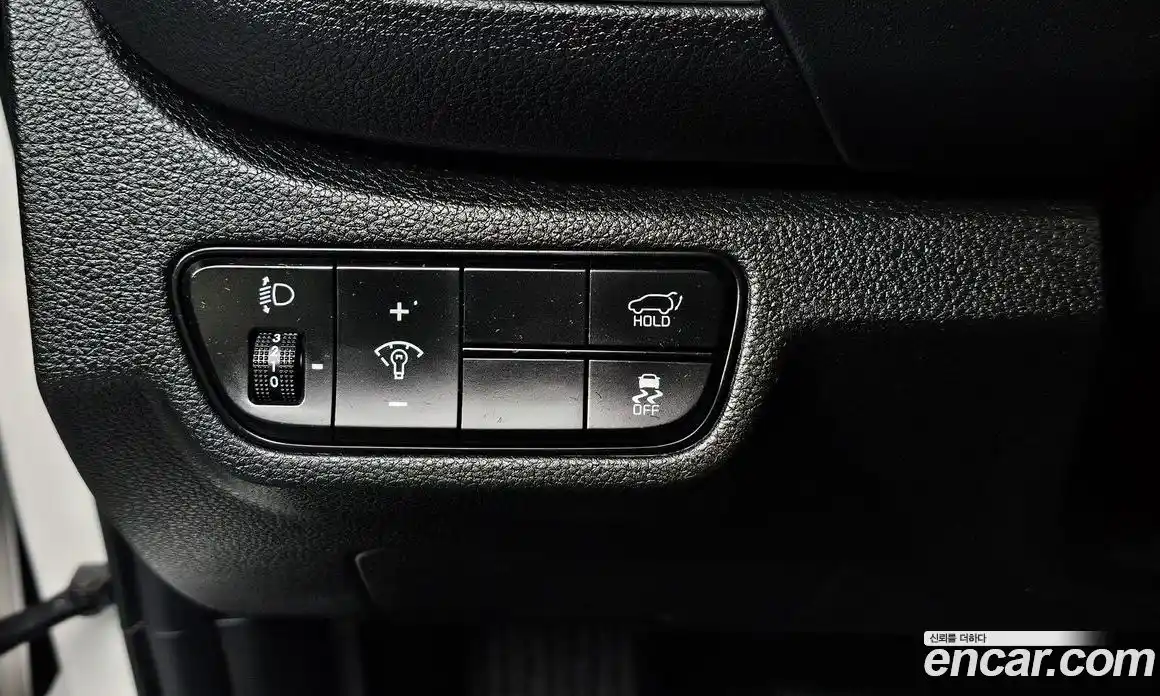 Kia Seltos 2023 1.6 гидро в Москве № 1172739, фото 18