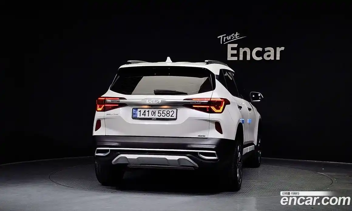 Kia Seltos 2022 1.6 гидро в Москве № 1172746, фото 4