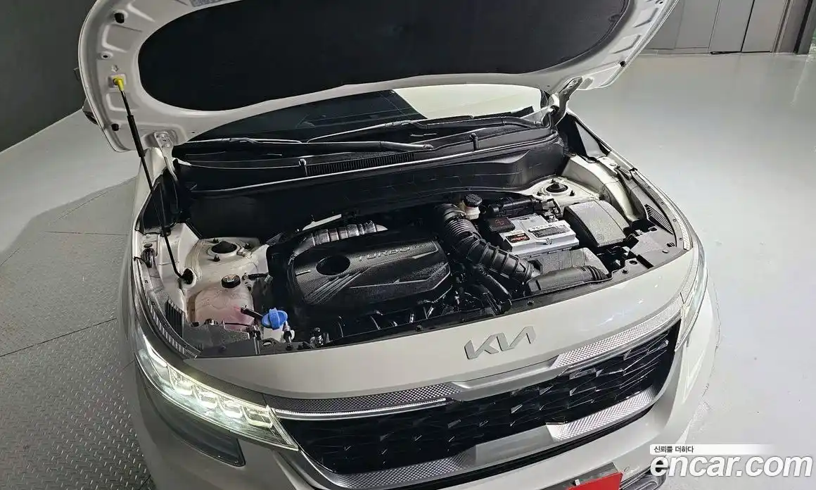 Kia Seltos 2022 1.6 гидро в Москве № 1172746, фото 6