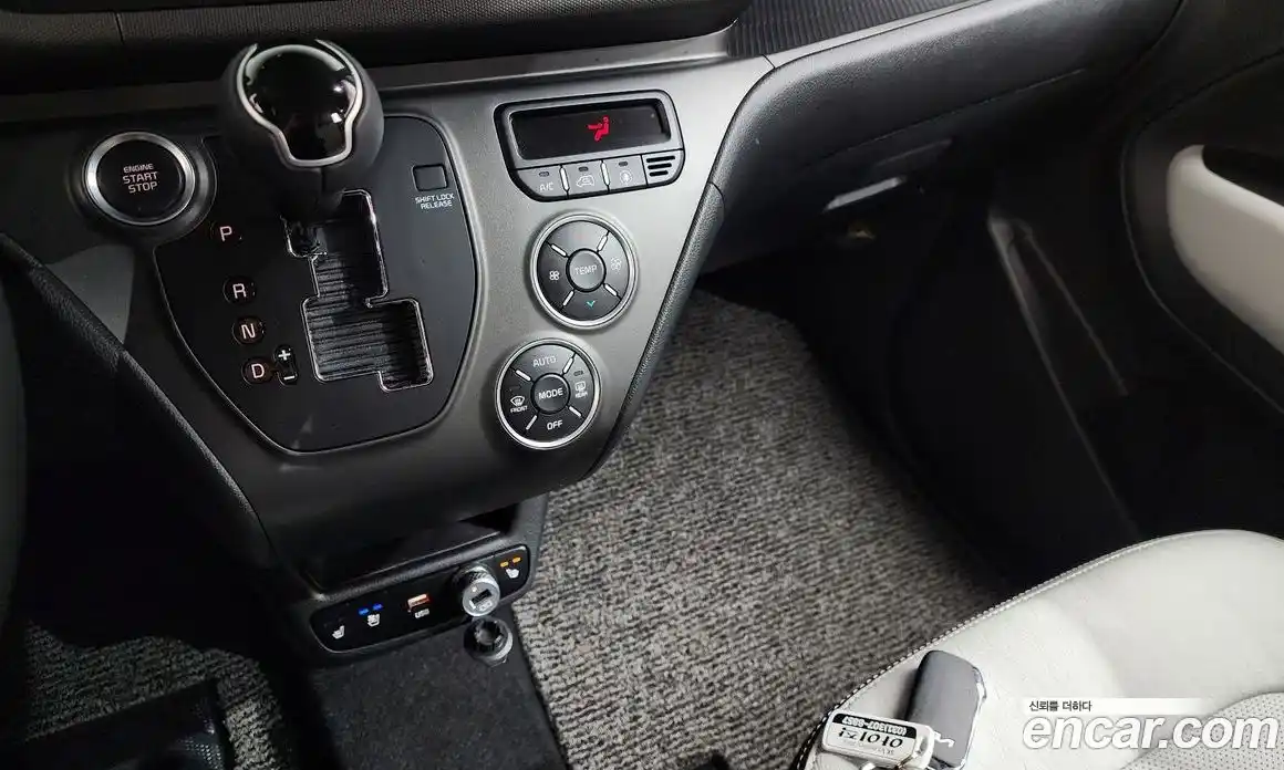 Kia Ray 2024 1.0 Автомат в Москве № 1172760, фото 9