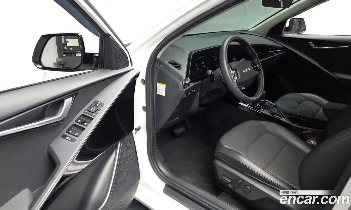 Kia Niro 2022 1.6 гидро в Москве № 1172783, фото 11