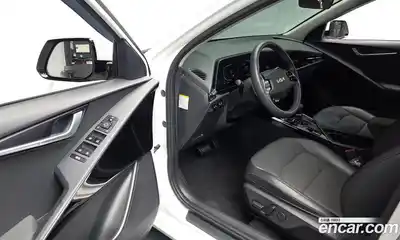 Kia Niro 2022 1.6 гидро в Москве № 1172783, миниатюра 11
