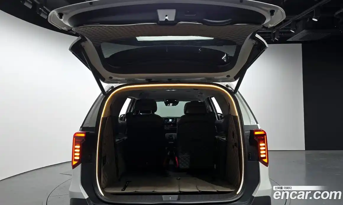 Kia Canival 2024 1.6 Автомат в Москве № 1172860, фото 20