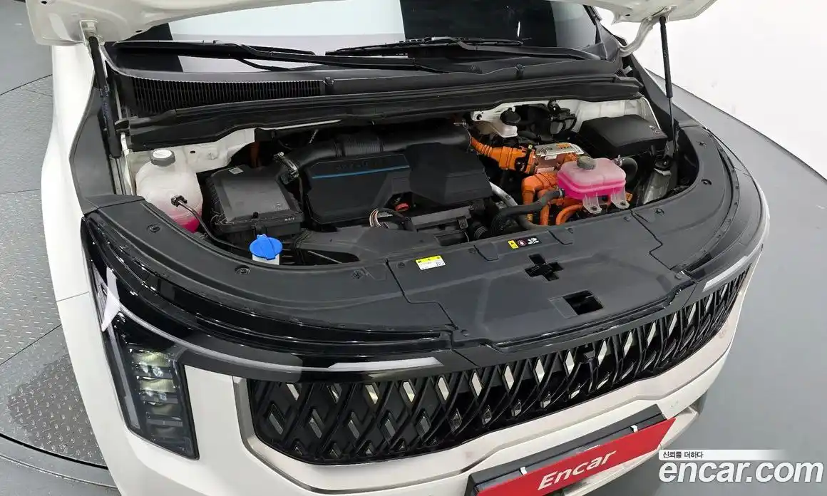 Kia Canival 2024 1.6 Автомат в Москве № 1172860, фото 6