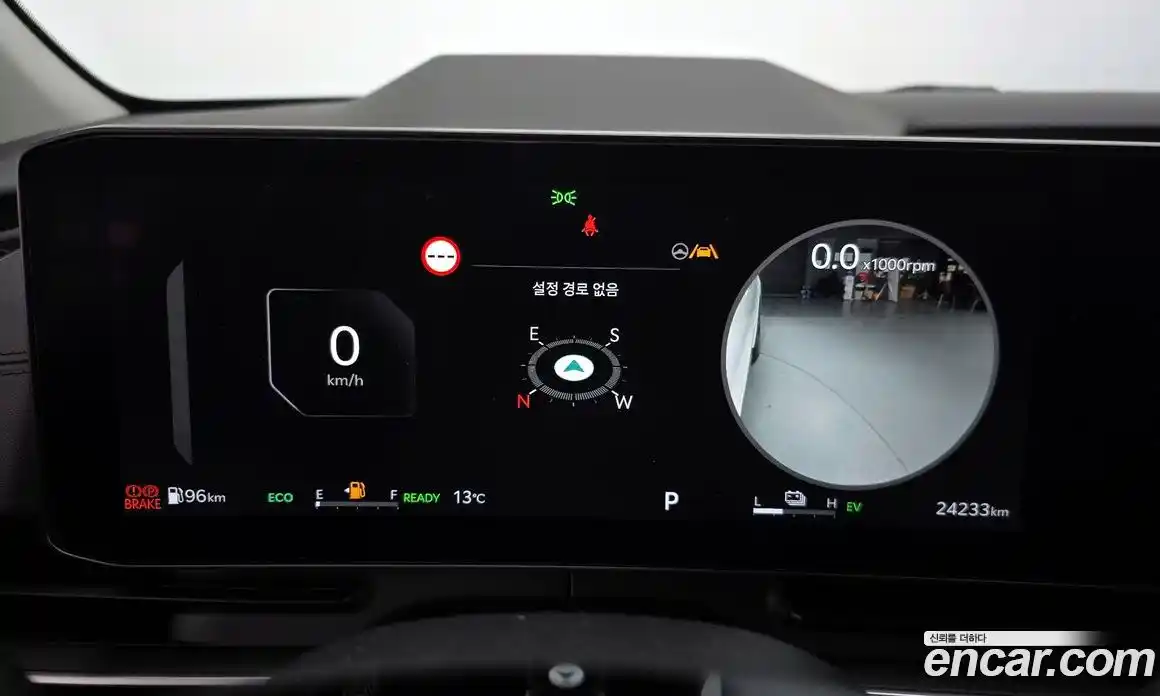 Kia Canival 2024 1.6 Автомат в Москве № 1172860, фото 8