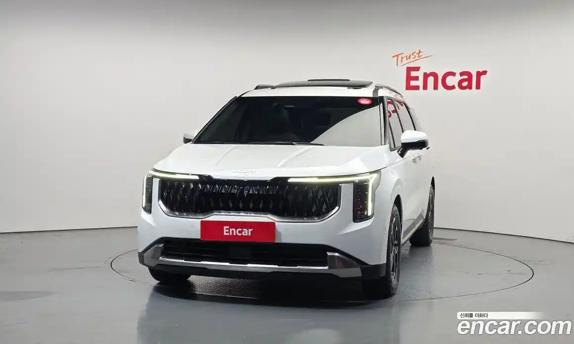 Kia Canival 2024 2.2 Автомат в Москве № 1172863, фото 3