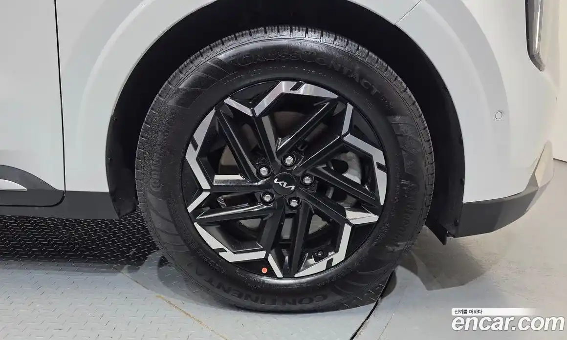 Kia Canival 2024 2.2 Автомат в Москве № 1172863, фото 5