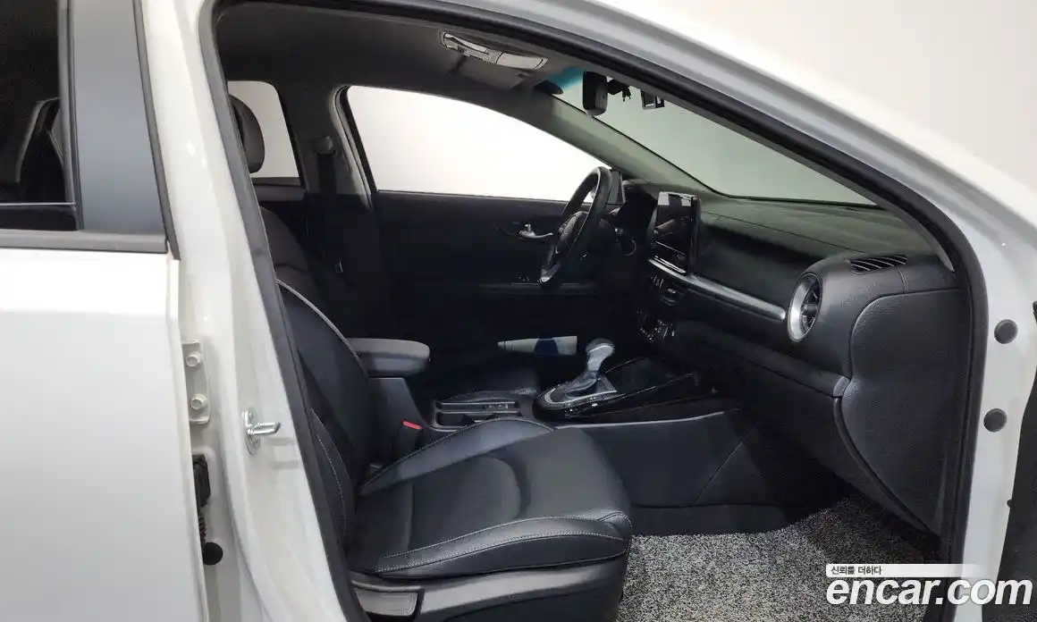 Kia K3 2024 1.6 Автомат в Москве № 1172894, фото 11