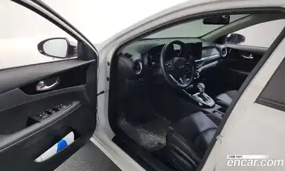 Kia K3 2024 1.6 Автомат в Москве № 1172894, миниатюра 10