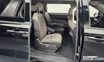 Kia Canival 2024 1.6 Автомат в Москве № 1173018, миниатюра 12