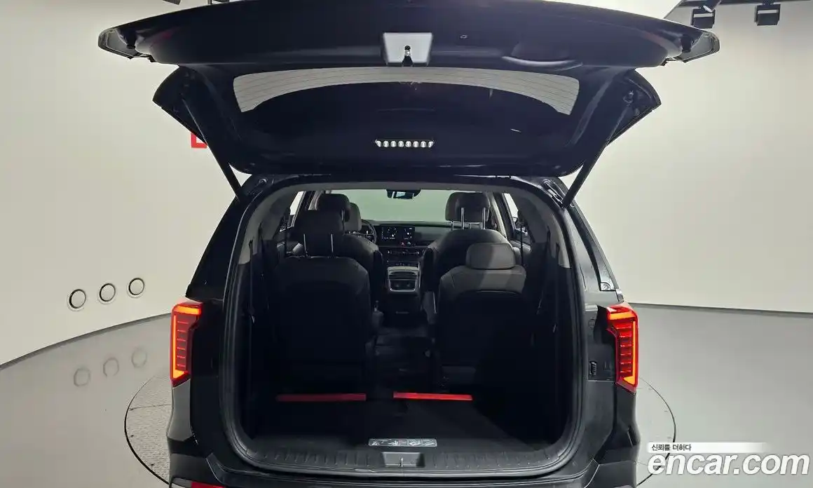 Kia Canival 2024 1.6 Автомат в Москве № 1173018, фото 20