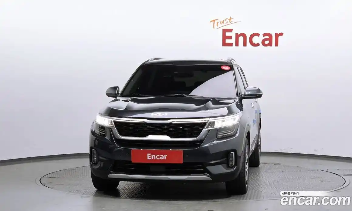 Kia Seltos 2022 1.6 гидро в Москве № 1173035, фото 3