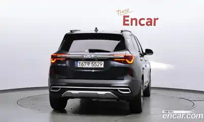 Kia Seltos 2022 1.6 гидро в Москве № 1173035, миниатюра 4