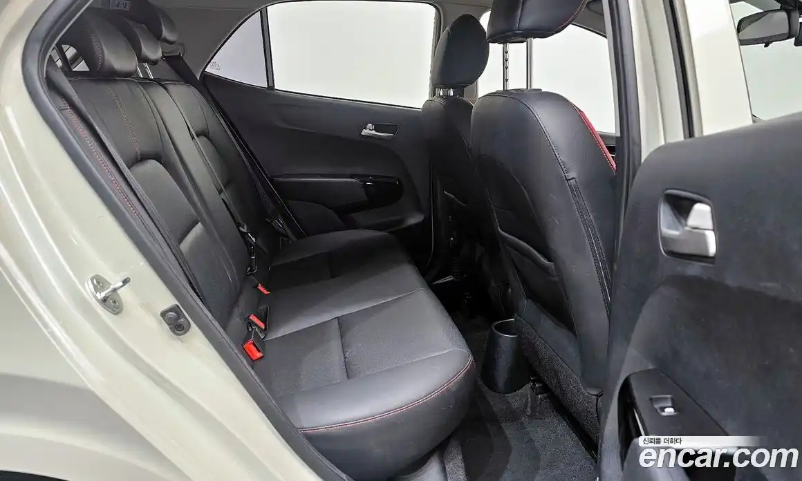 Kia Morning 2019 1.0 Автомат в Москве № 1173044, фото 12