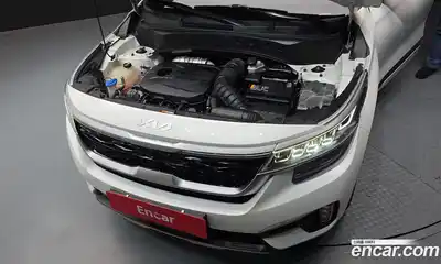 Kia Seltos 2021 1.6 Автомат в Москве № 1173070, миниатюра 6
