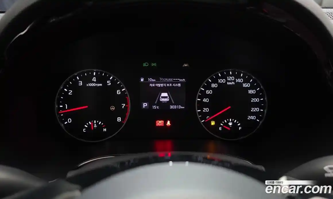 Kia Seltos 2021 1.6 Автомат в Москве № 1173070, фото 8