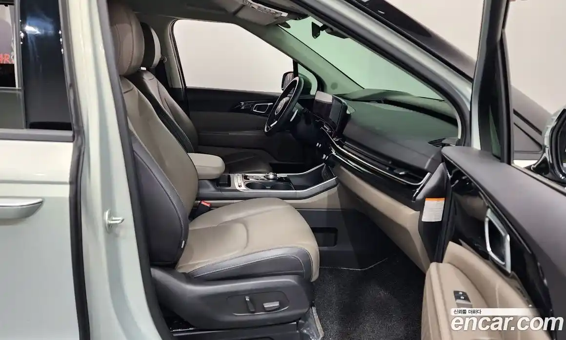 Kia Canival 2024 1.6 Автомат в Москве № 1173072, фото 11