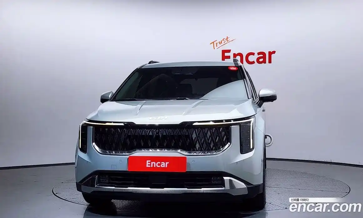 Kia Canival 2024 1.6 Автомат в Москве № 1173072, фото 3