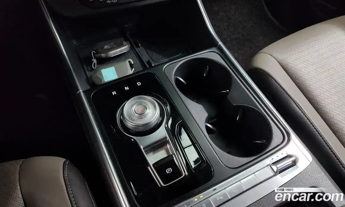 Kia Canival 2024 1.6 Автомат в Москве № 1173072, фото 9