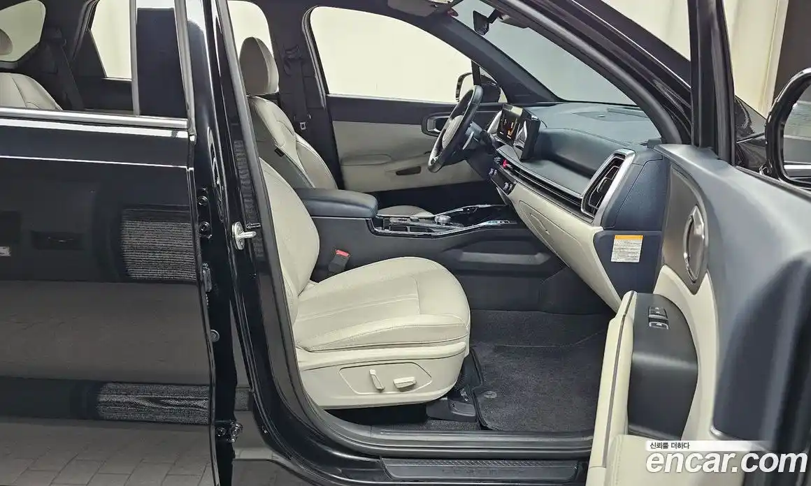 Kia Sorento 2023 1.6 Автомат в Москве № 1173079, фото 11