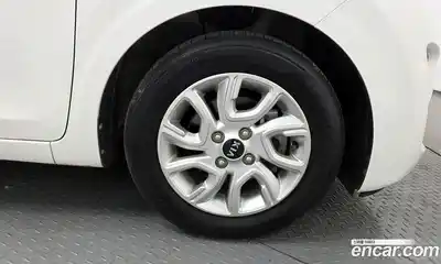 Kia Morning 2019 1.0 Автомат в Москве № 1173099, миниатюра 5