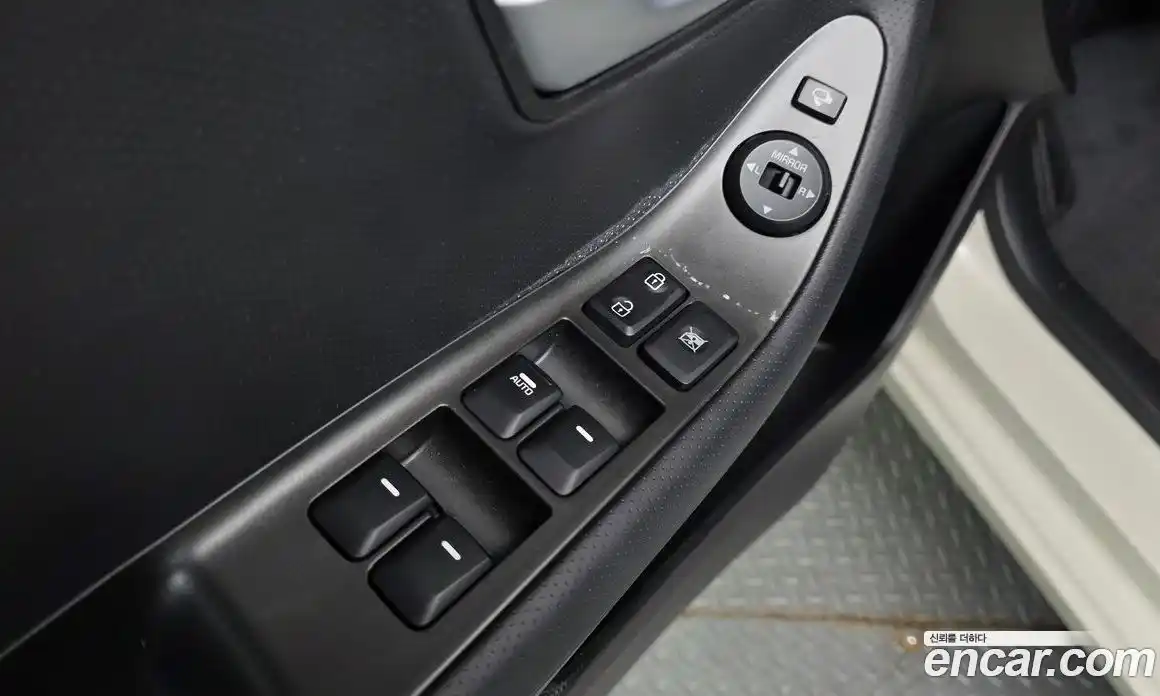 Kia Morning 2016 1.0 Автомат в Москве № 1173117, фото 14