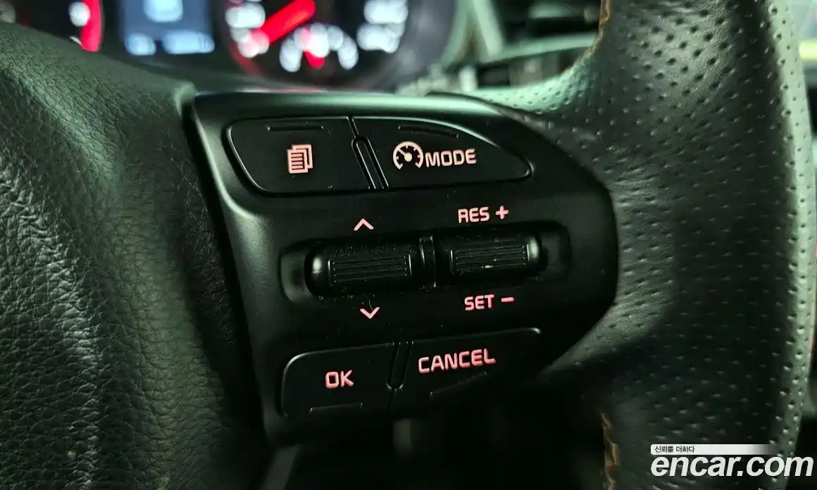 Kia Stonic 2018 1.4 Автомат в Москве № 1173128, фото 18