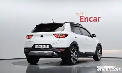 Kia Stonic 2018 1.4 Автомат в Москве № 1173128, миниатюра 2