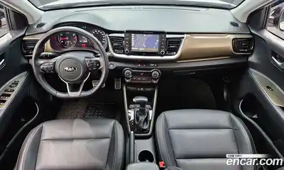 Kia Stonic 2018 1.4 Автомат в Москве № 1173128, миниатюра 7