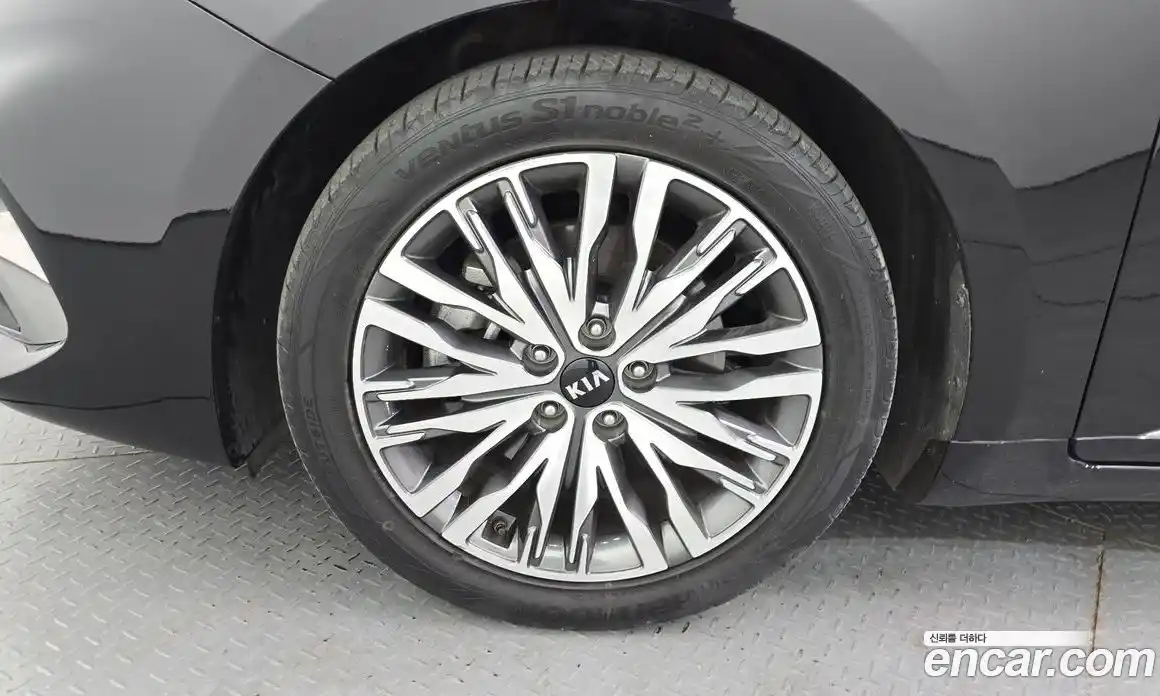 Kia K7 2020 2.5 Автомат в Москве № 1173135, фото 5