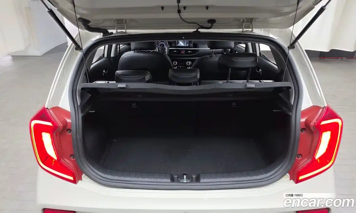 Kia Morning 2019 1.0 Автомат в Москве № 1173164, фото 20