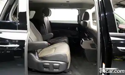 Kia Canival 2024 1.6 Автомат в Москве № 1173189, миниатюра 12