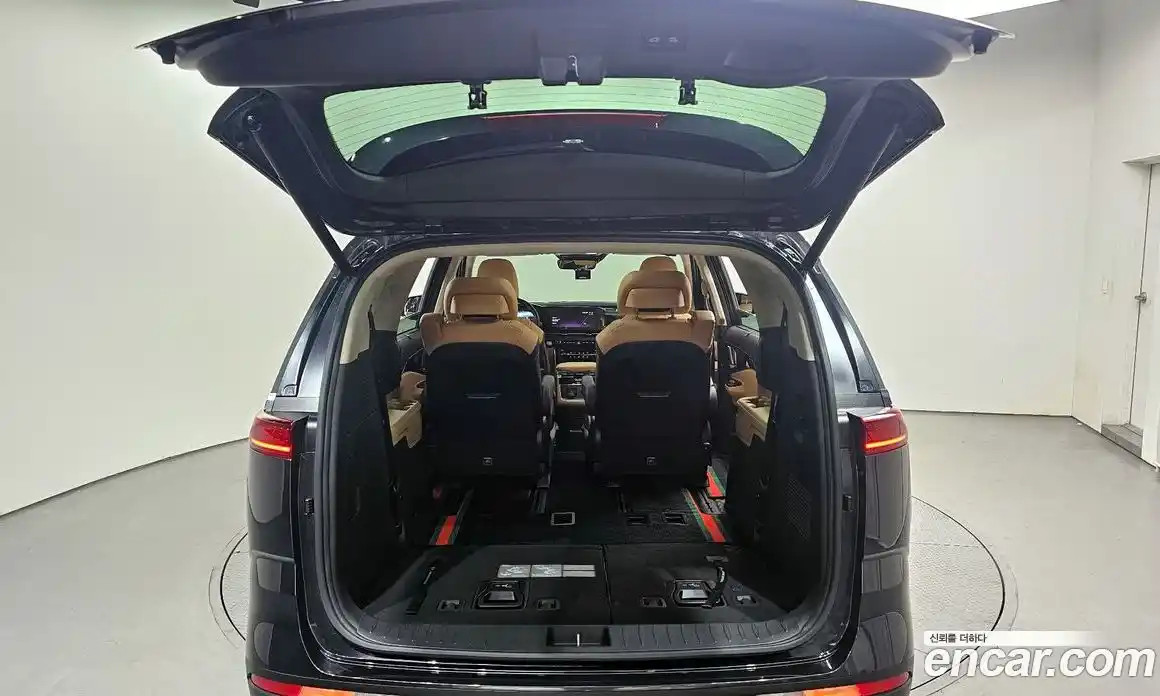 Kia Canival 2022 3.5 Автомат в Москве № 1173194, фото 20