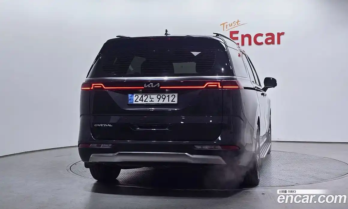 Kia Canival 2022 3.5 Автомат в Москве № 1173194, фото 4