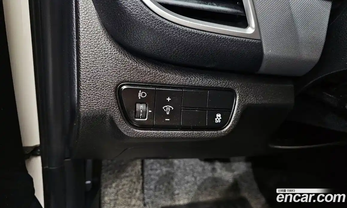 Kia Seltos 2023 1.6 Автомат в Москве № 1173204, фото 14