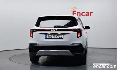 Kia Seltos 2023 1.6 Автомат в Москве № 1173204, миниатюра 4