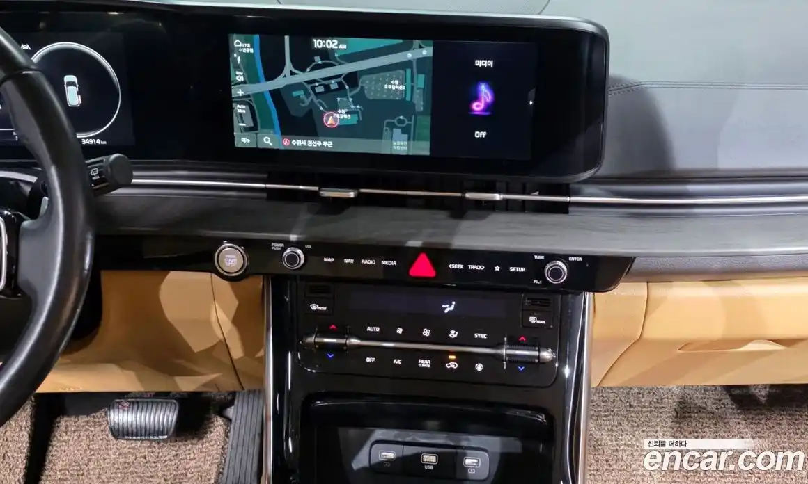 Kia Canival 2023 3.5 Автомат в Москве № 1173205, фото 14