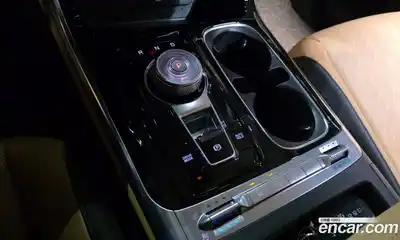 Kia Canival 2023 3.5 Автомат в Москве № 1173205, миниатюра 9