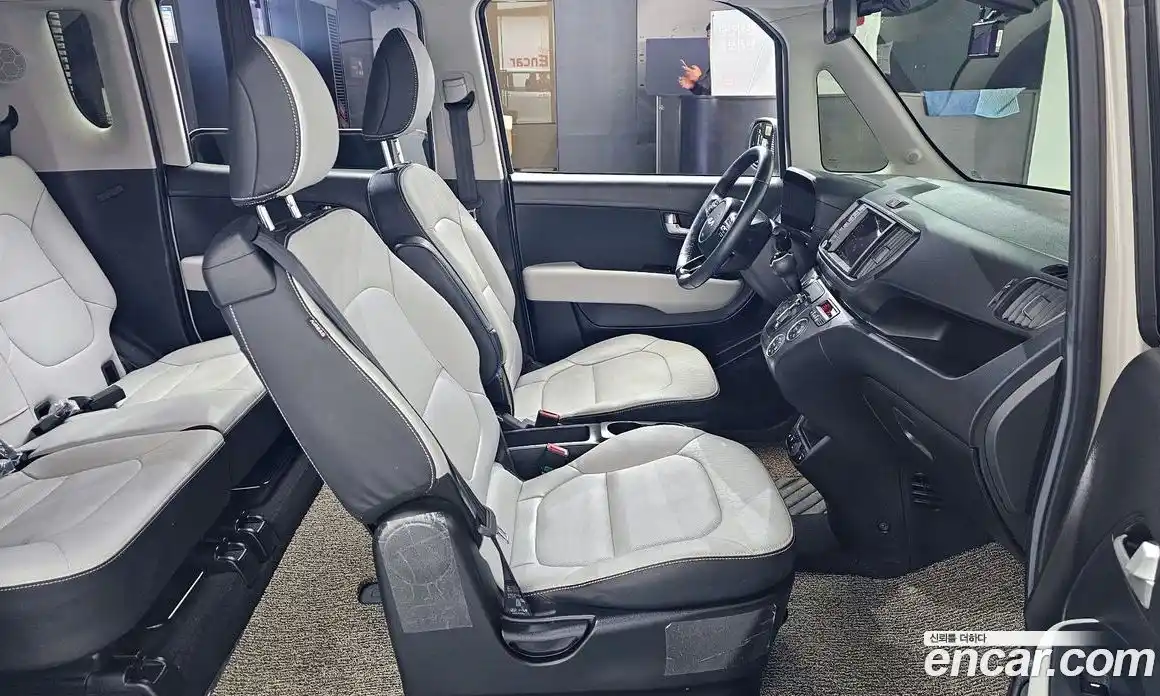 Kia Ray 2023 1.0 Автомат в Москве № 1173216, фото 10