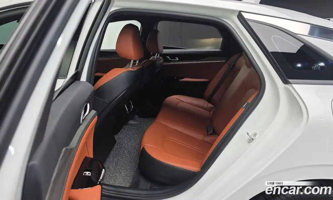 Kia K5 2024 2.0 Автомат в Москве № 1173219, фото 11