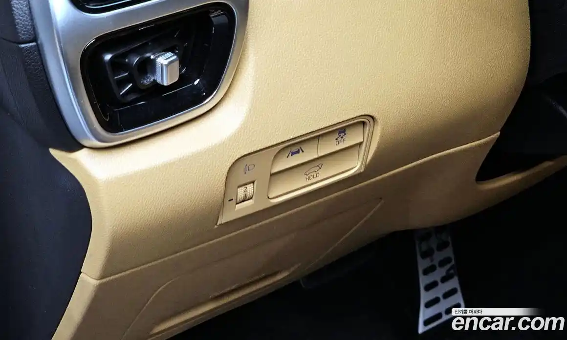 Kia Sorento 2023 1.6 Автомат в Москве № 1173224, фото 13