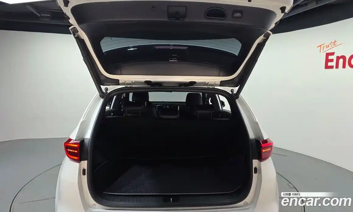 Kia Sportage 2020 2.0 Автомат в Москве № 1173243, фото 20