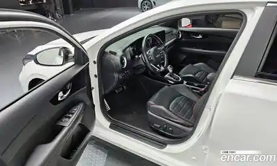 Kia K3 2022 1.6 Автомат в Москве № 1173256, миниатюра 11