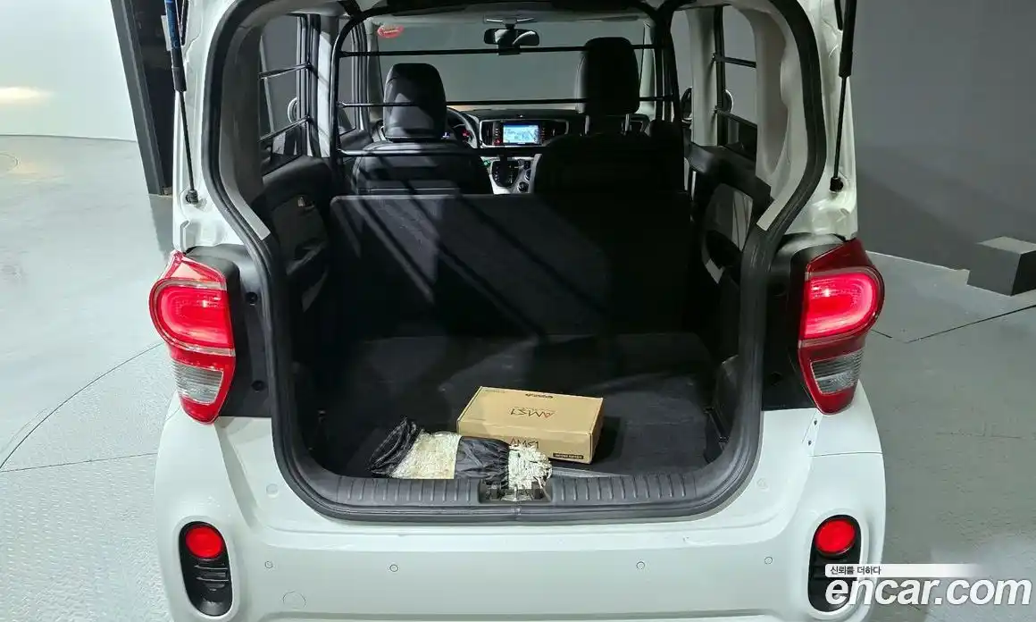 Kia Ray 2022 1.0 Автомат в Москве № 1173277, фото 20